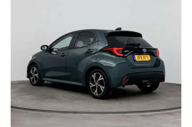 Toyota Yaris (2025) thumbnail 4