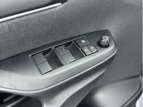Toyota Yaris (2023) thumbnail 14