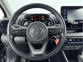 Toyota Yaris (2023) thumbnail 16