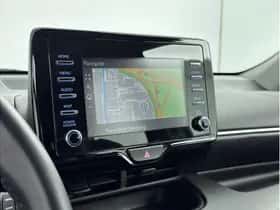 Toyota Yaris (2023) thumbnail 4