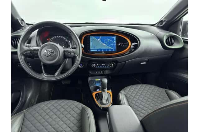 Toyota Aygo X (2022) thumbnail 2