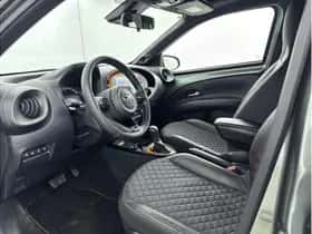 Toyota Aygo X (2022) thumbnail 15
