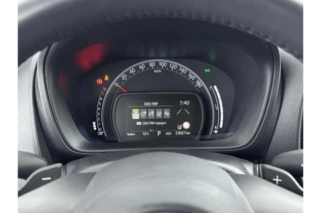 Toyota Aygo X (2022) thumbnail 3