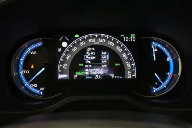 Toyota RAV4 (2021) thumbnail 3