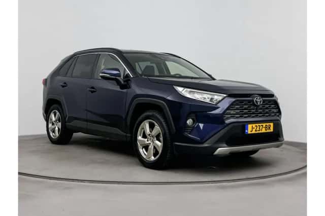 Toyota RAV4 (2020) thumbnail 1