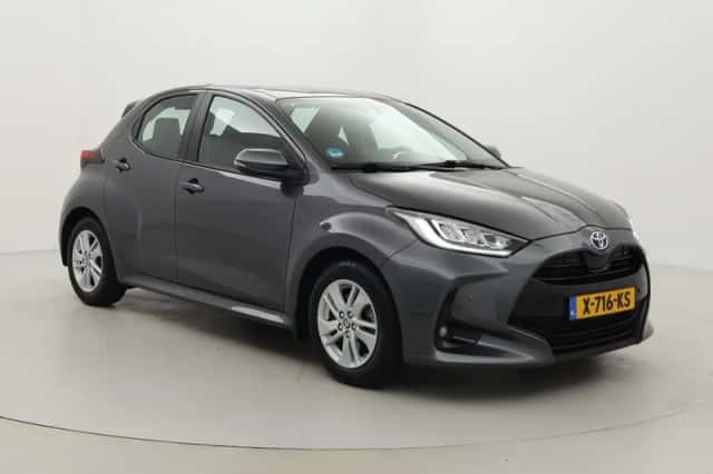Toyota Yaris (2023) thumbnail 1