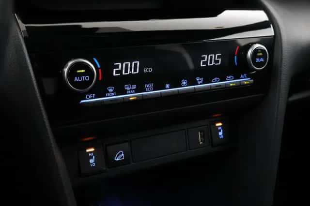 Toyota Yaris Cross (2021) thumbnail 5