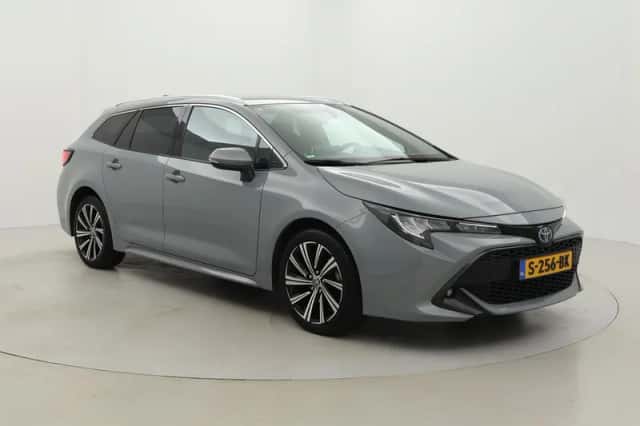 Toyota Corolla (2023) thumbnail 1