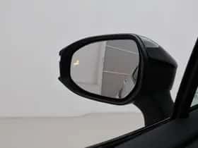 Toyota C-HR (2025) thumbnail 12