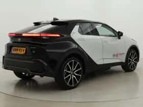 Toyota C-HR (2025) thumbnail 43