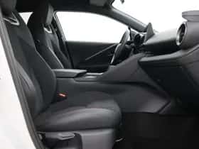 Toyota C-HR (2025) thumbnail 44