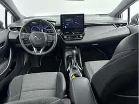 Toyota Corolla (2025) thumbnail 2
