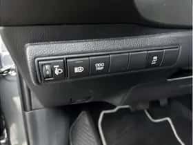 Toyota Corolla (2025) thumbnail 17