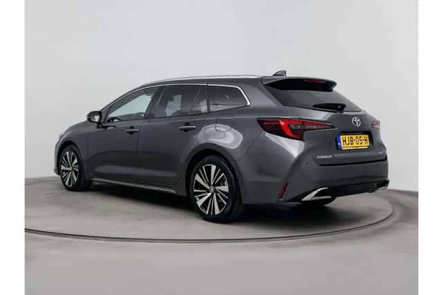 Toyota Corolla (2025) thumbnail 4