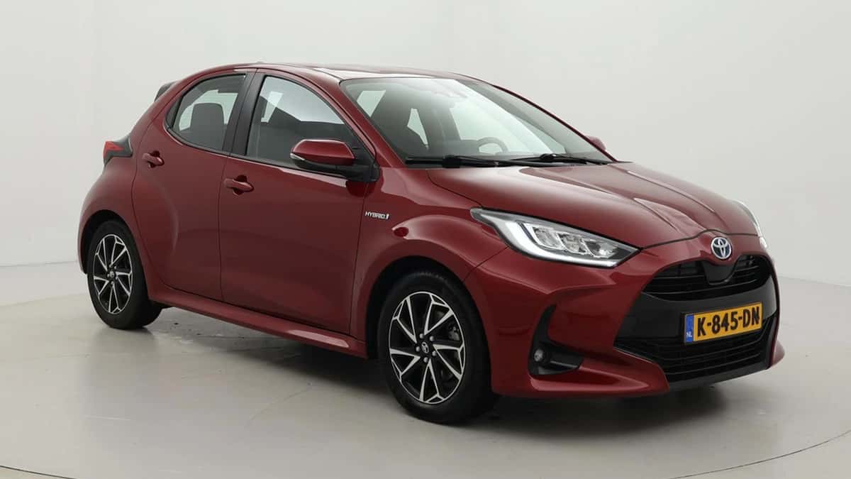 Toyota Yaris (2020) — foto 1