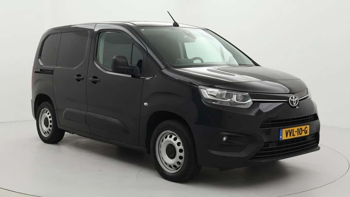 Toyota Proace (2023) — foto 1
