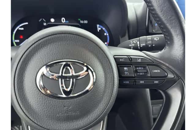 Toyota Yaris Cross (2022) thumbnail 6