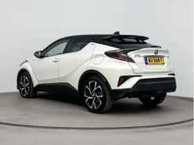 Toyota C-HR (2017) thumbnail 4