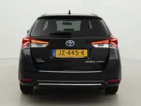 Toyota Auris (2016) thumbnail 18