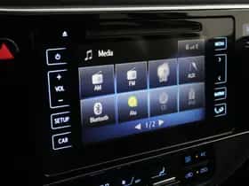 Toyota Auris (2016) thumbnail 31