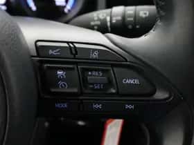 Toyota Yaris (2021) thumbnail 10