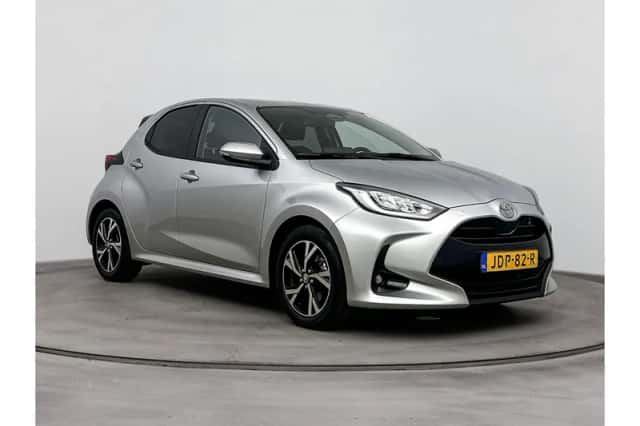 Toyota Yaris (2025) thumbnail 1