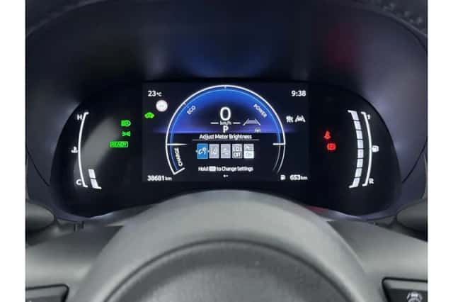 Toyota Yaris (2025) thumbnail 3