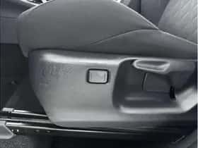Toyota Corolla (2024) thumbnail 13