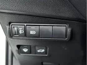 Toyota Corolla (2024) thumbnail 14