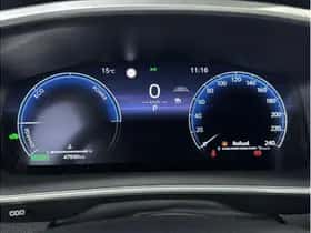 Toyota Corolla (2024) thumbnail 3