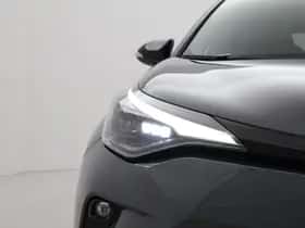 Toyota C-HR (2021) thumbnail 15