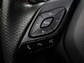 Toyota C-HR (2021) thumbnail 25