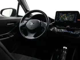 Toyota C-HR (2021) thumbnail 27