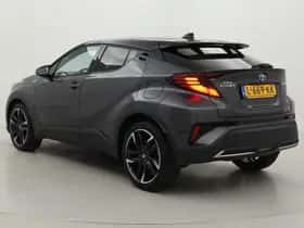 Toyota C-HR (2021) thumbnail 4