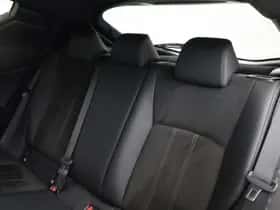 Toyota C-HR (2021) thumbnail 40