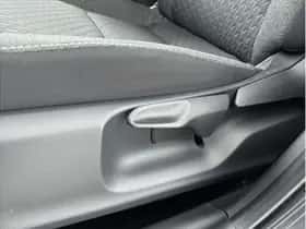 Toyota Yaris Cross (2025) thumbnail 17