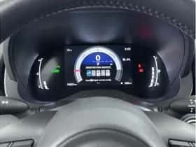 Toyota Yaris Cross (2025) thumbnail 3
