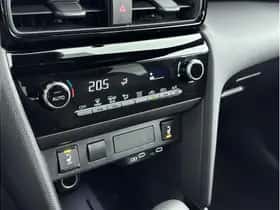 Toyota Yaris Cross (2025) thumbnail 6