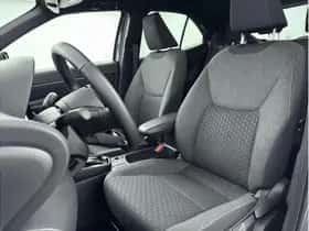 Toyota Yaris Cross (2025) thumbnail 9