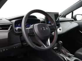 Toyota Corolla (2025) thumbnail 2