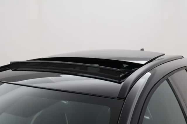 Toyota Corolla (2025) thumbnail 4