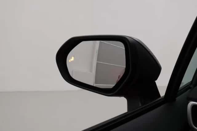 Toyota Corolla (2025) thumbnail 5