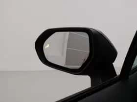 Toyota Corolla (2025) thumbnail 5