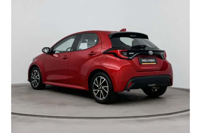 Toyota Yaris (2022) thumbnail 4
