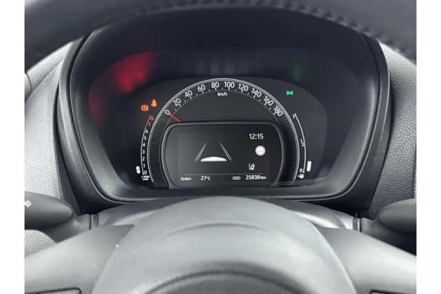 Toyota Aygo X (2024) thumbnail 3