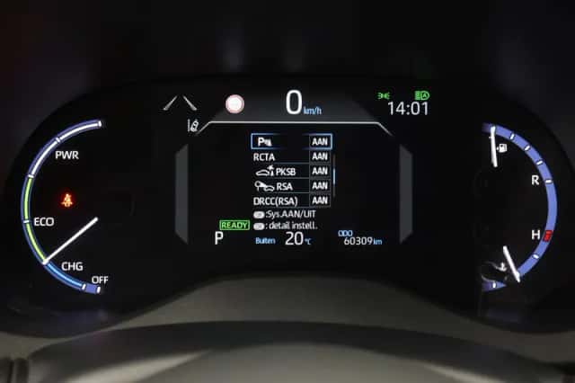 Toyota Yaris Cross (2023) thumbnail 3
