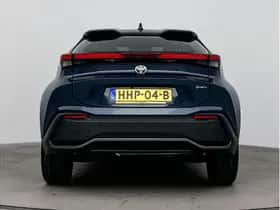 Toyota C-HR (2025) thumbnail 9
