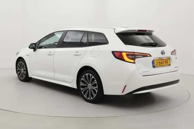 Toyota Corolla (2020) thumbnail 4