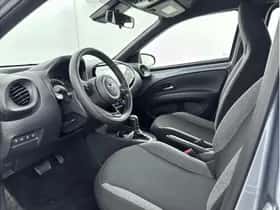 Toyota Aygo X (2025) thumbnail 13