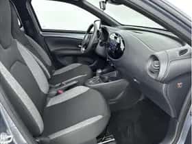 Toyota Aygo X (2025) thumbnail 22